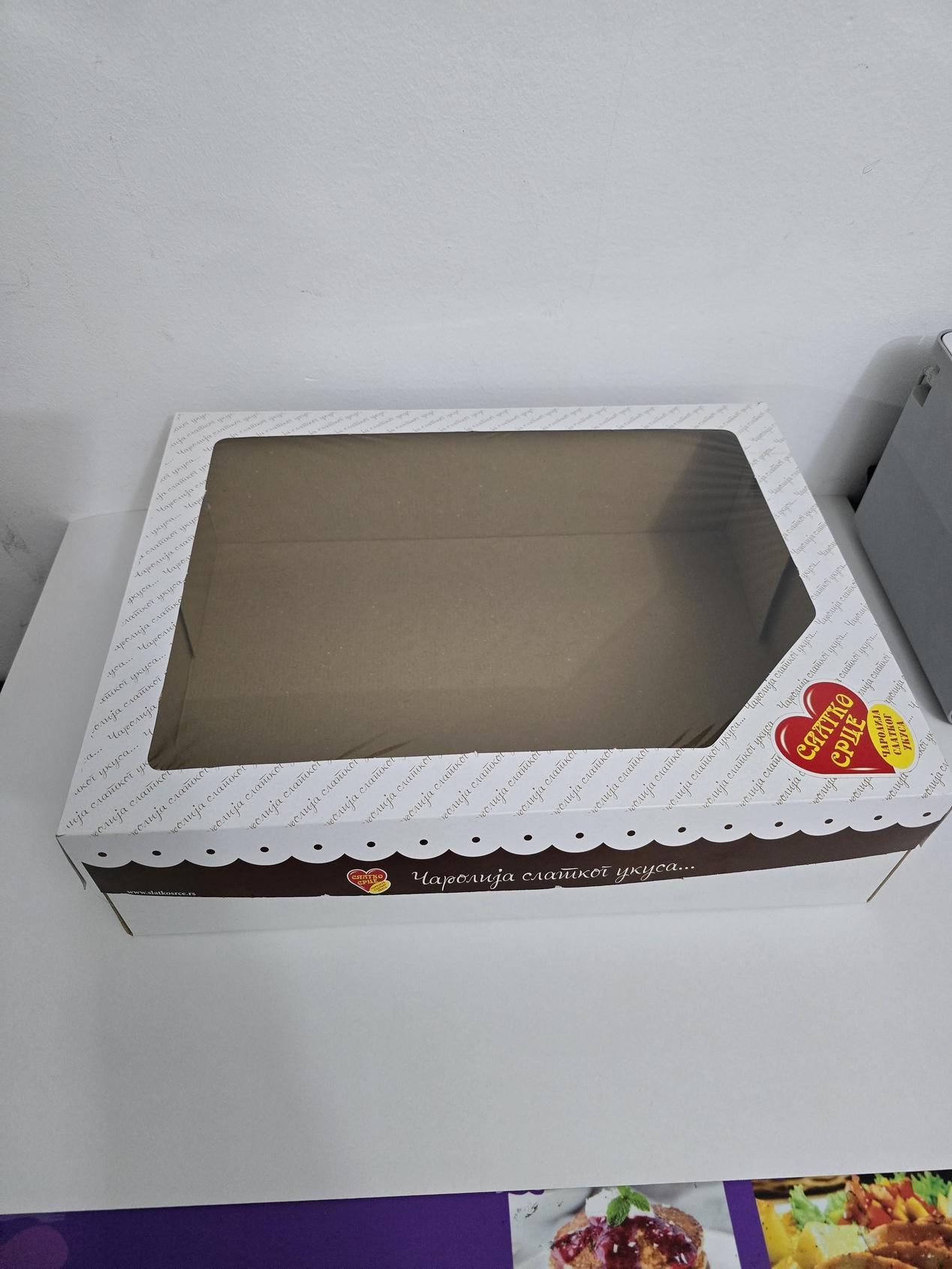 Kutija za tortu slatko srce